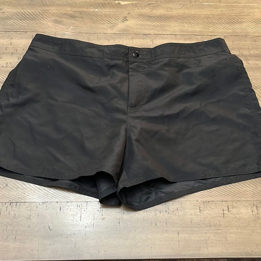 South point black shorts